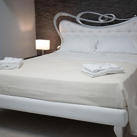Iitana Luxury Apartment - Fronte Mare Con Vasca Idromassaggio Catania Ngoại thất bức ảnh