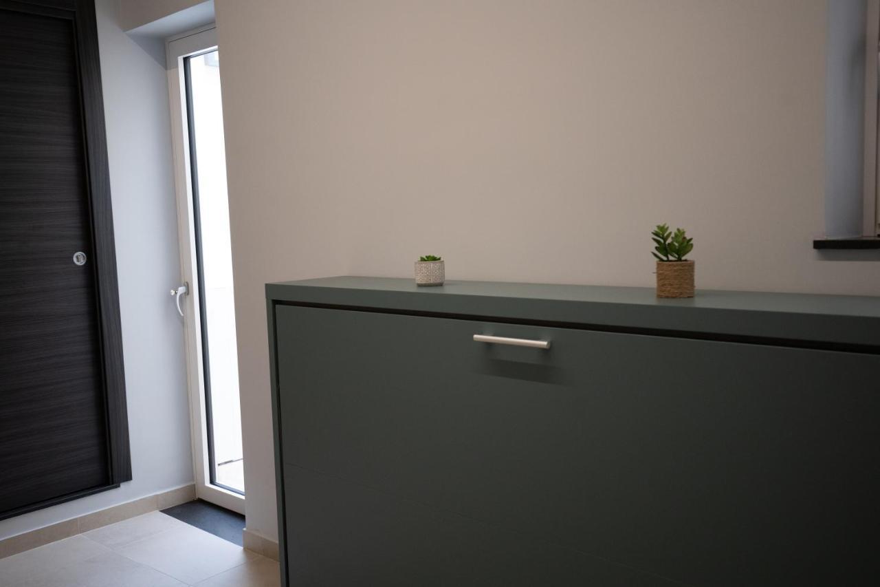 Iitana Luxury Apartment - Fronte Mare Con Vasca Idromassaggio Catania Ngoại thất bức ảnh