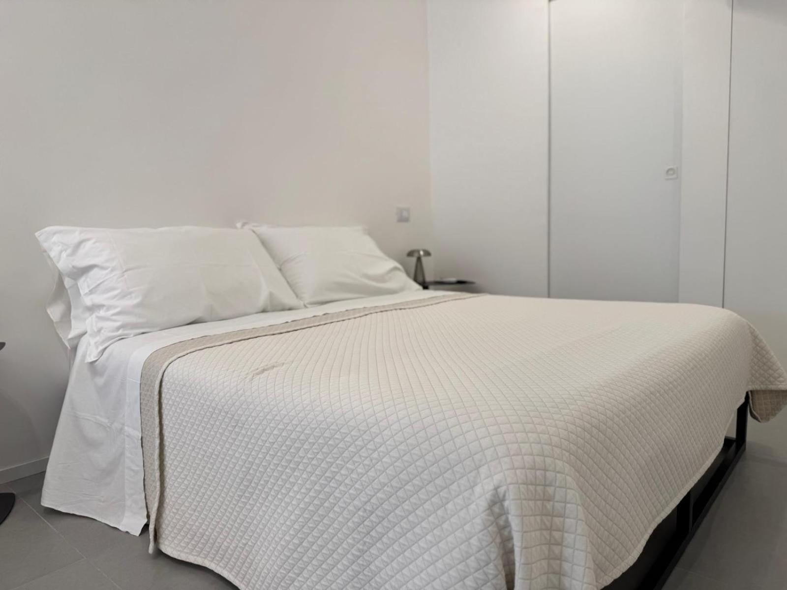 Iitana Luxury Apartment - Fronte Mare Con Vasca Idromassaggio Catania Ngoại thất bức ảnh