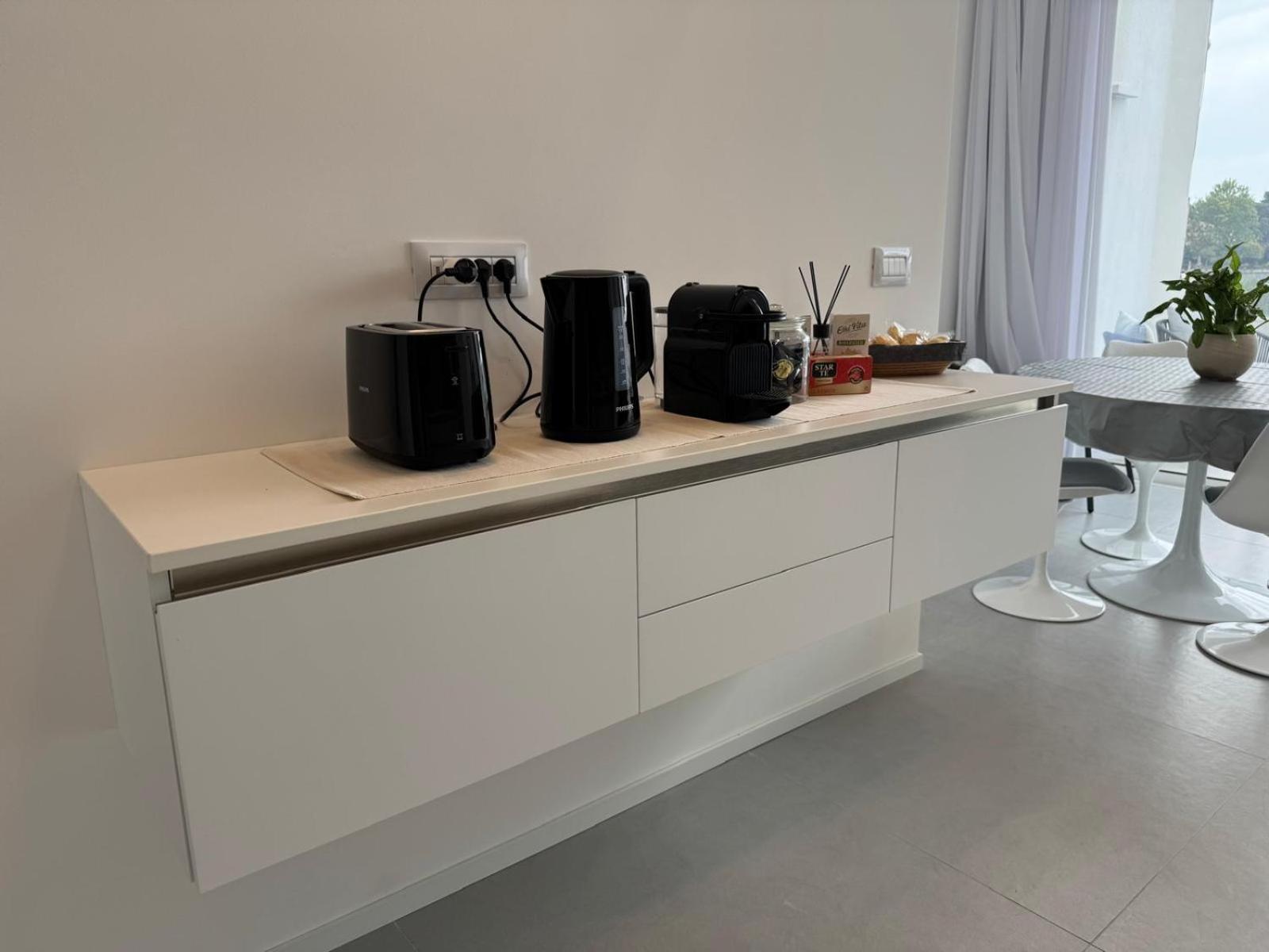Iitana Luxury Apartment - Fronte Mare Con Vasca Idromassaggio Catania Ngoại thất bức ảnh