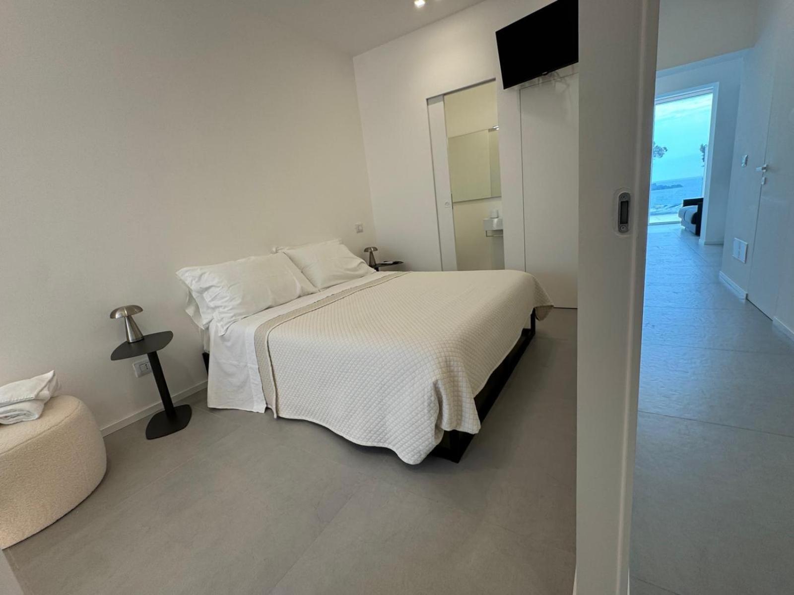 Iitana Luxury Apartment - Fronte Mare Con Vasca Idromassaggio Catania Ngoại thất bức ảnh